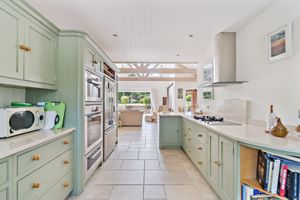 Photo 27- click for photo gallery